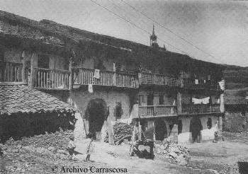 Casa llamada "de los ferrones". San Leonardo de Yage (Archivo Carrascosa)