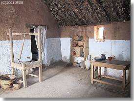 Casa celtíbera en Numancia (foto de Jaime de Sosa)